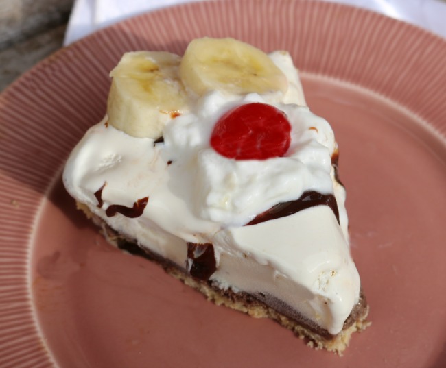 Banana Split Pie