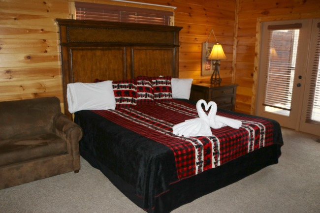 Bedroom Gatlinburg Falls Resort