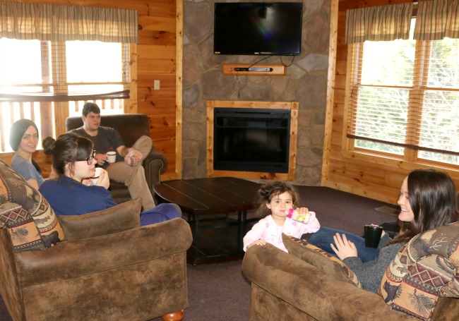 The living room provided ample seating and comfy furniture. 